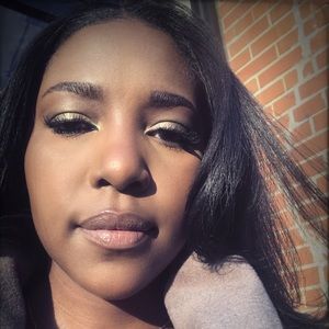 Meet your Posher, Stacey